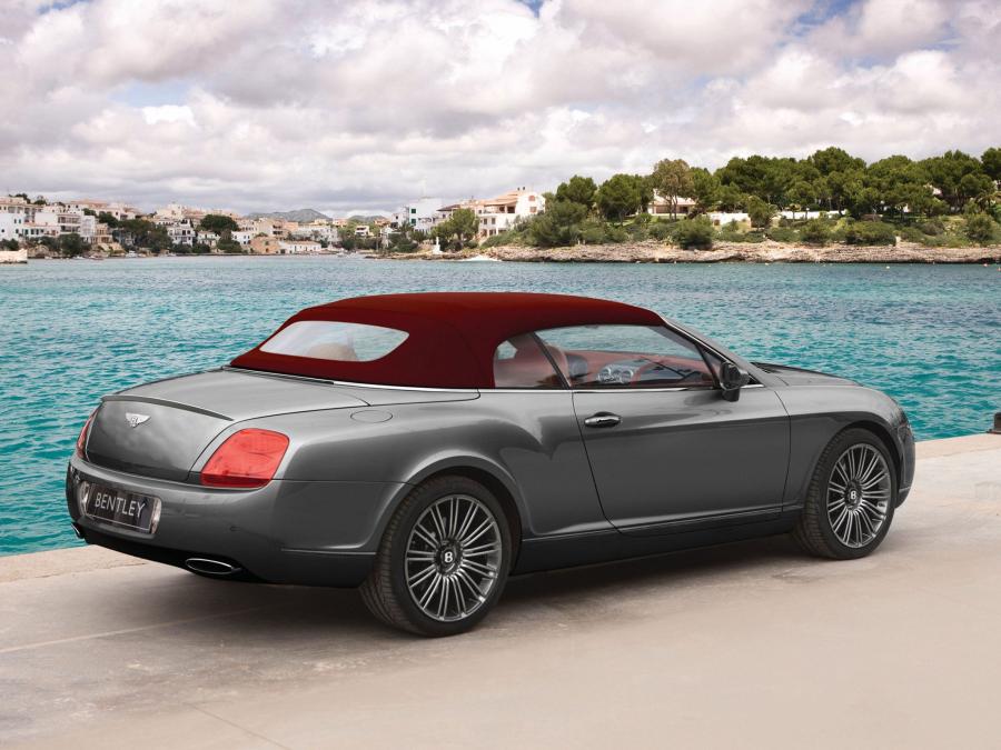  Bentley Continental GTC Speed 2009 года  (фото 19 из 44)